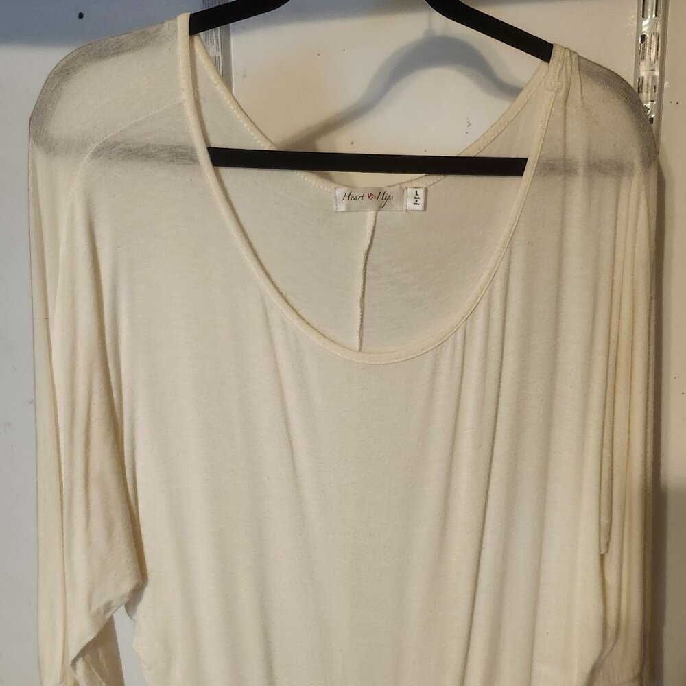Heart & Hips Women's Cream Scoop-Neck 3/4 Sleeve Top **Size L**